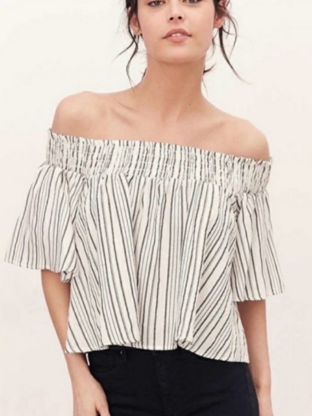 Kimchi Blue Off Shoulder Top // White & Gray Stripe // Small